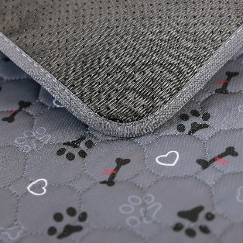 Anti-slip washable pet pee pad for indoor use