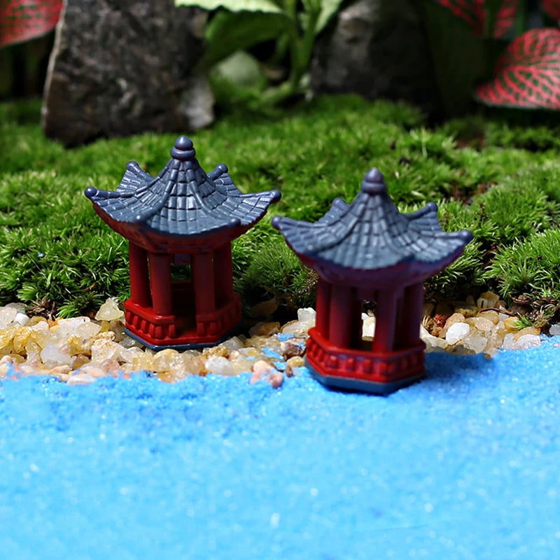 Mini Torii gate Japanese garden resin decoration for desk terrarium and home decor