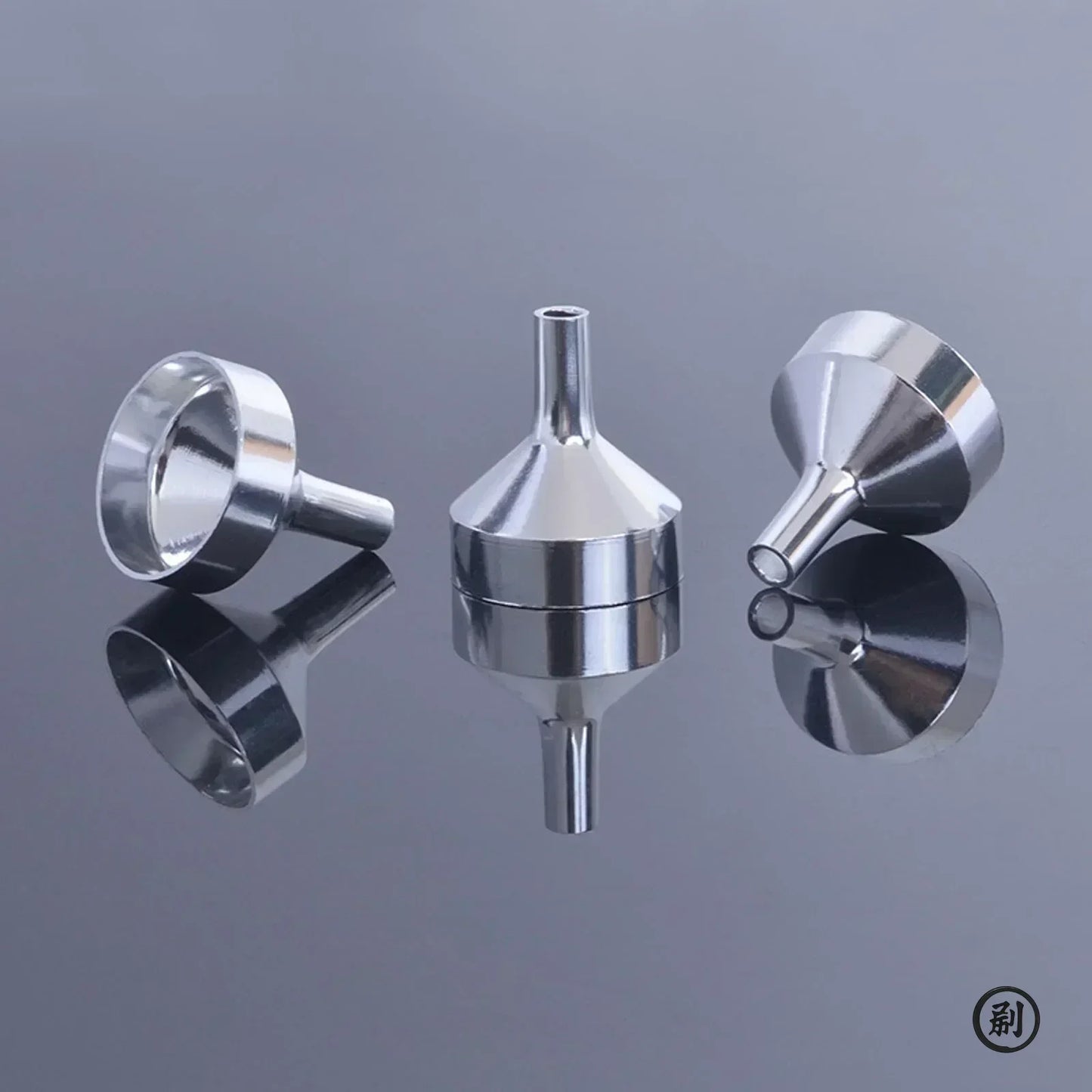 Mini aluminum funnel wide mouth kitchen oil and liquid funnel for small bottles