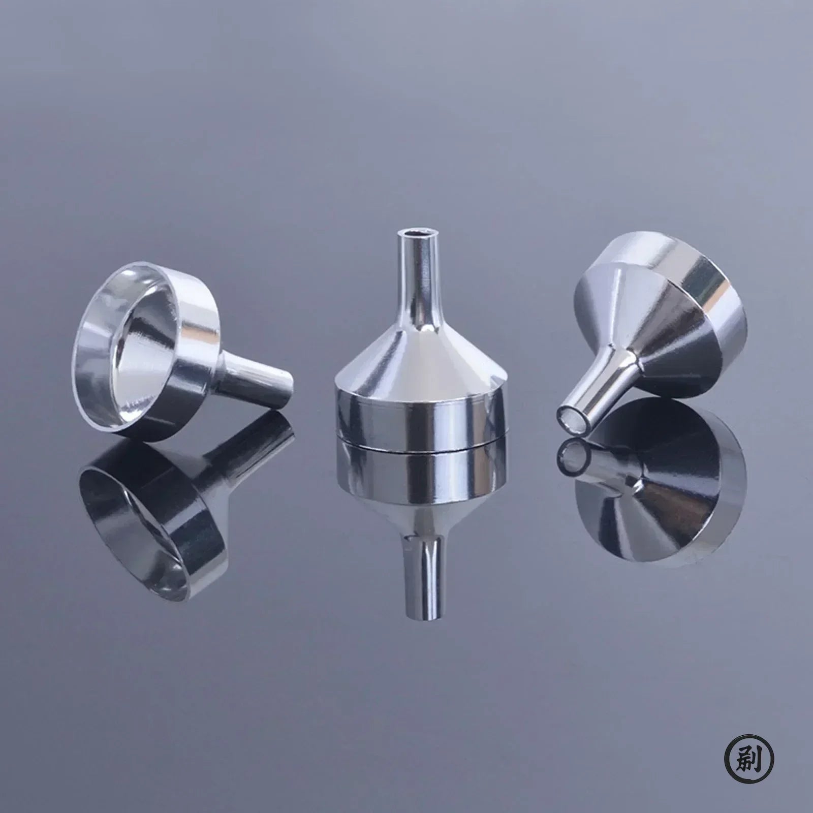 Mini aluminum funnel wide mouth kitchen oil and liquid funnel for small bottles