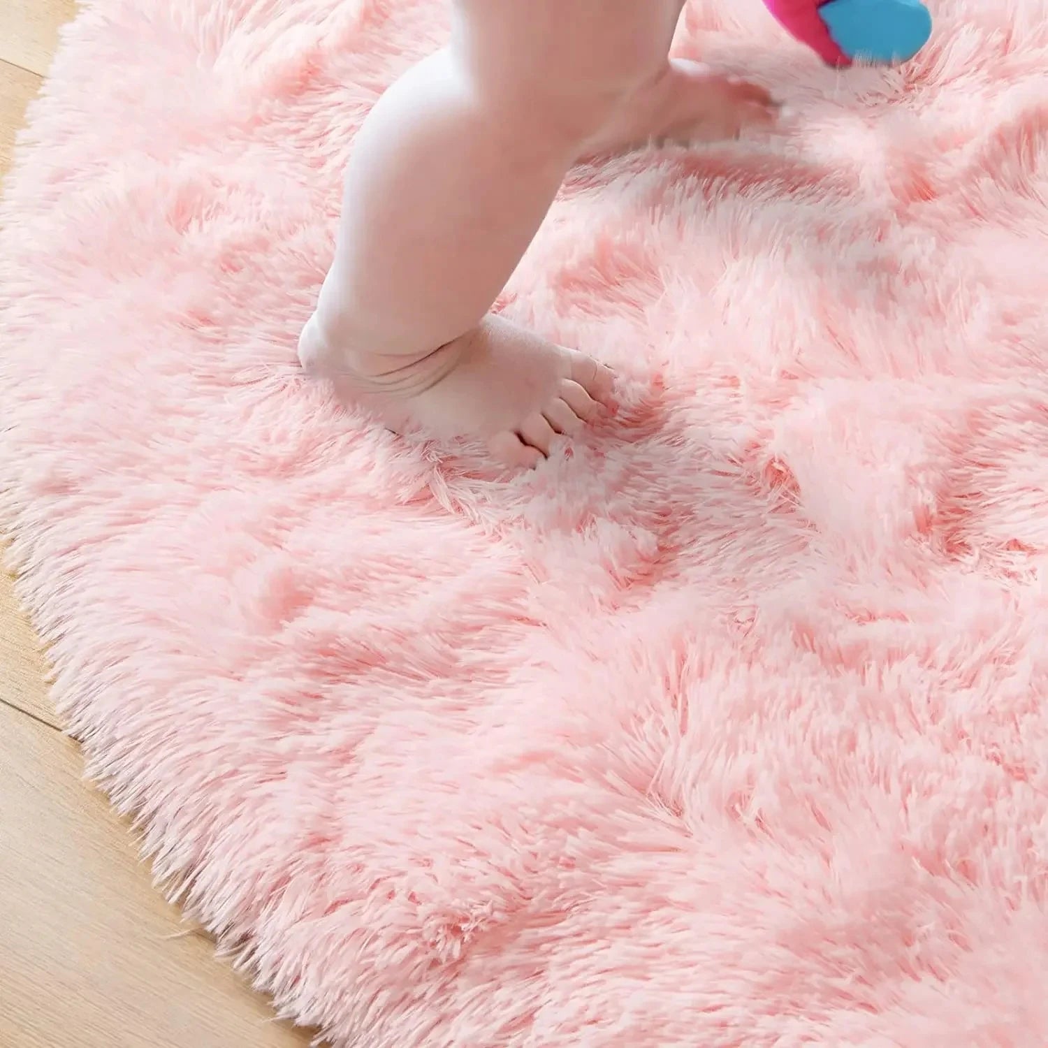 Round fluffy soft area rug for kids girls room princess bedroom decor