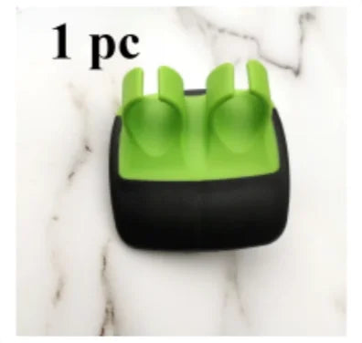 Multifunctional finger peeler set for peeling fruits and vegetables in the kitchen