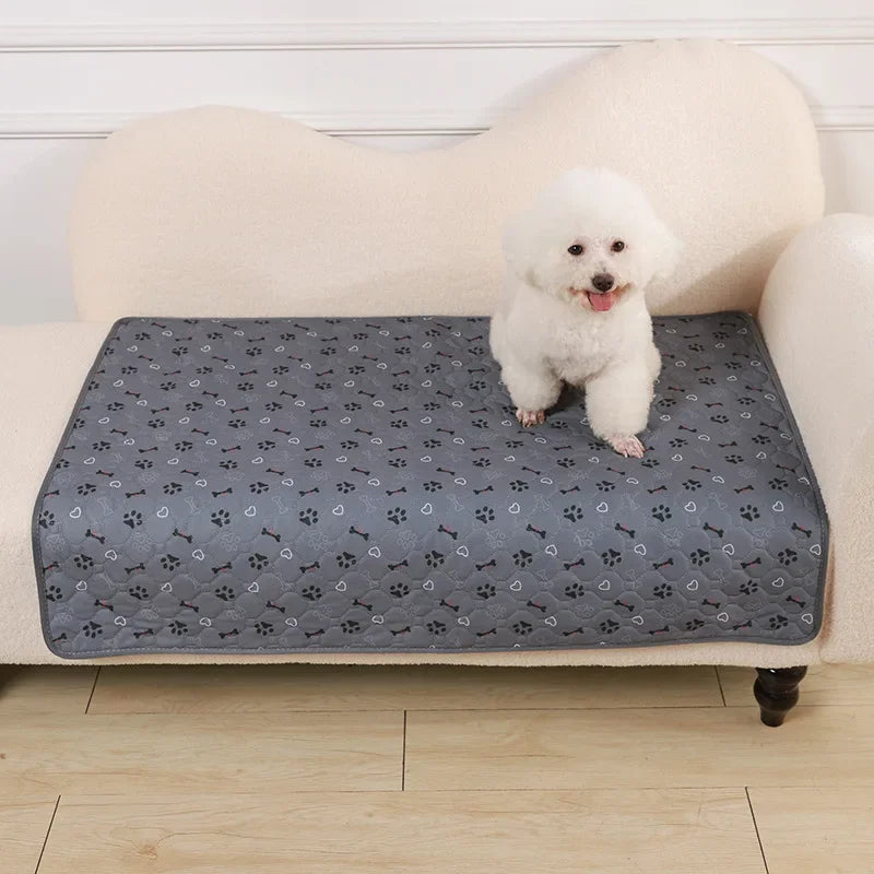 Washable puppy training mat for floor and crate